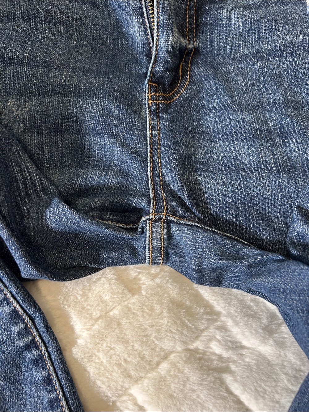 Judy Blue Mid-Dark Blue Distressed Skinny Jeans size 29 - Picture 3 of 6